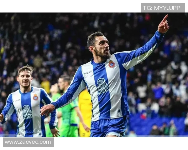 西班牙人对阵巴塞罗那精彩集锦回顾与赛后分析